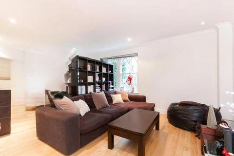 3 bedroom terraced house to rent, Jack Straws Castle, Hampstead, NW3