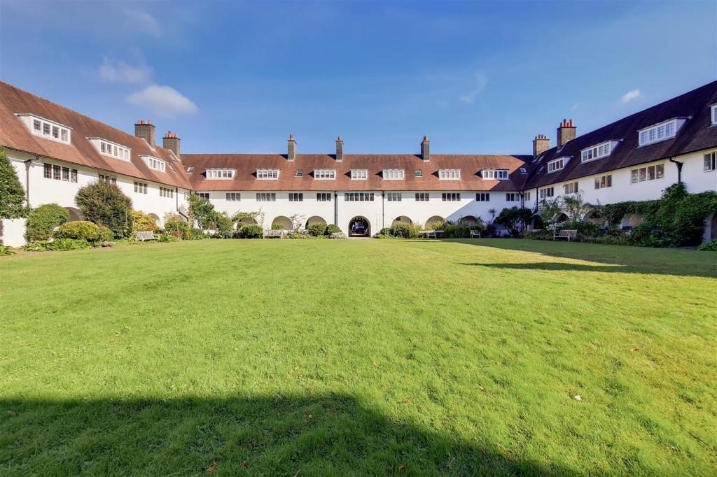 Heath-close-hampstead-garden-suburb-nw11-2