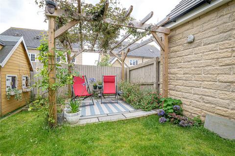 19 Bletchley Way, Horsforth, Leeds, LS18 4FZ