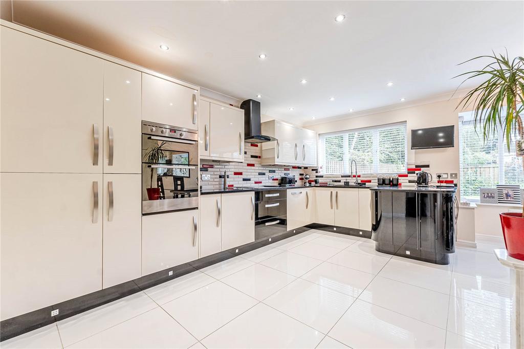 Forrester Court, Robin Hood... 4 bed detached house for sale £450,000