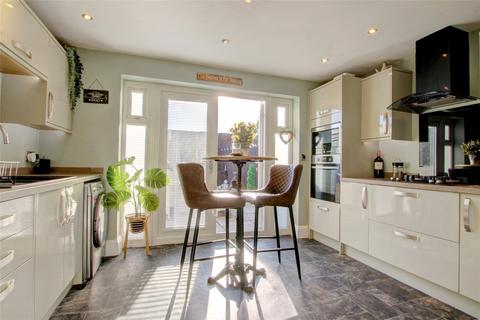 45 Benfield Close, Consett, DH8 0RH