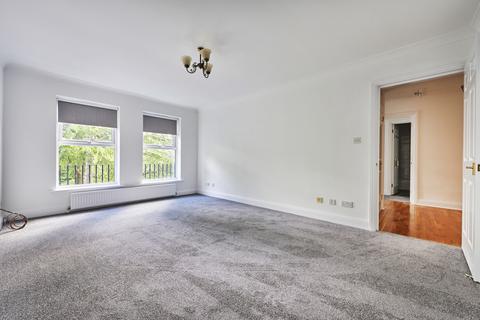 17 Pine Ridge, St Albans, AL1 1JE