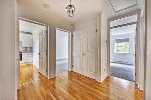 17 Pine Ridge, St Albans, AL1 1JE
