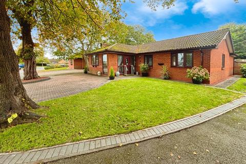 4 bedroom bungalow for sale, Avon Court, Flintshire CH7