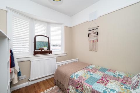 9 Stoneleigh Park Road, Epsom, KT19 0QR