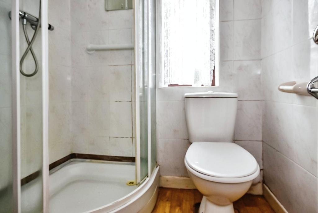 Shower Room/Wc