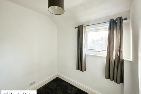 2 bedroom apartment to rent, Lower Seedley Road, Greater Manchester M6