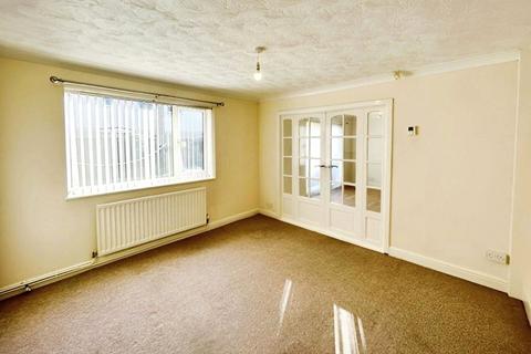 121 Goodison Boulevard, Cantley, Doncaster, DN4 6DD
