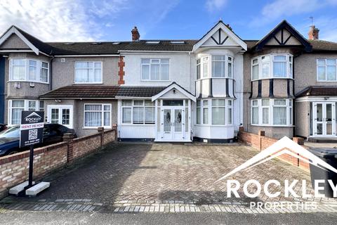 5 bedroom terraced house to rent, Woodford Avenue, Gants Hill, Ilford  IG2