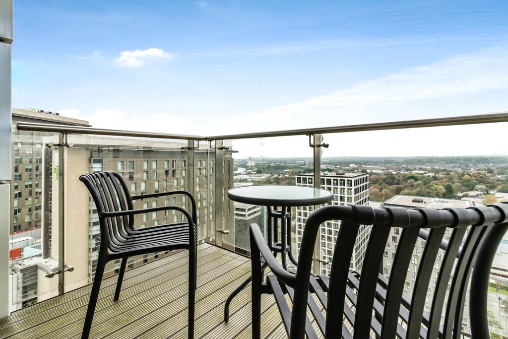 Balcony/View