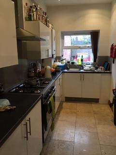 5 bedroom house share to rent, Nottingham NG7