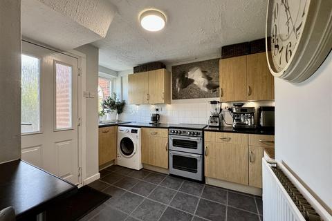 3 bedroom semi-detached house for sale, Swiftway, Lutterworth