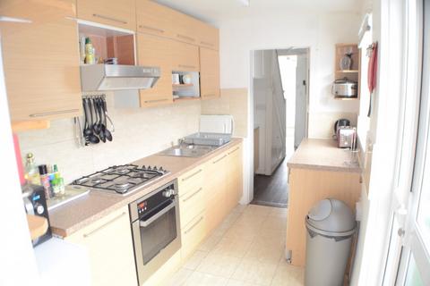 1 bedroom in a house share to rent, Shelton Place, North Street, Exeter