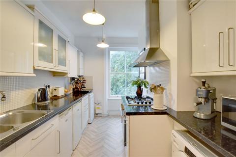 2 bedroom apartment for sale, Shooters Hill Road, Blackheath, London, SE3