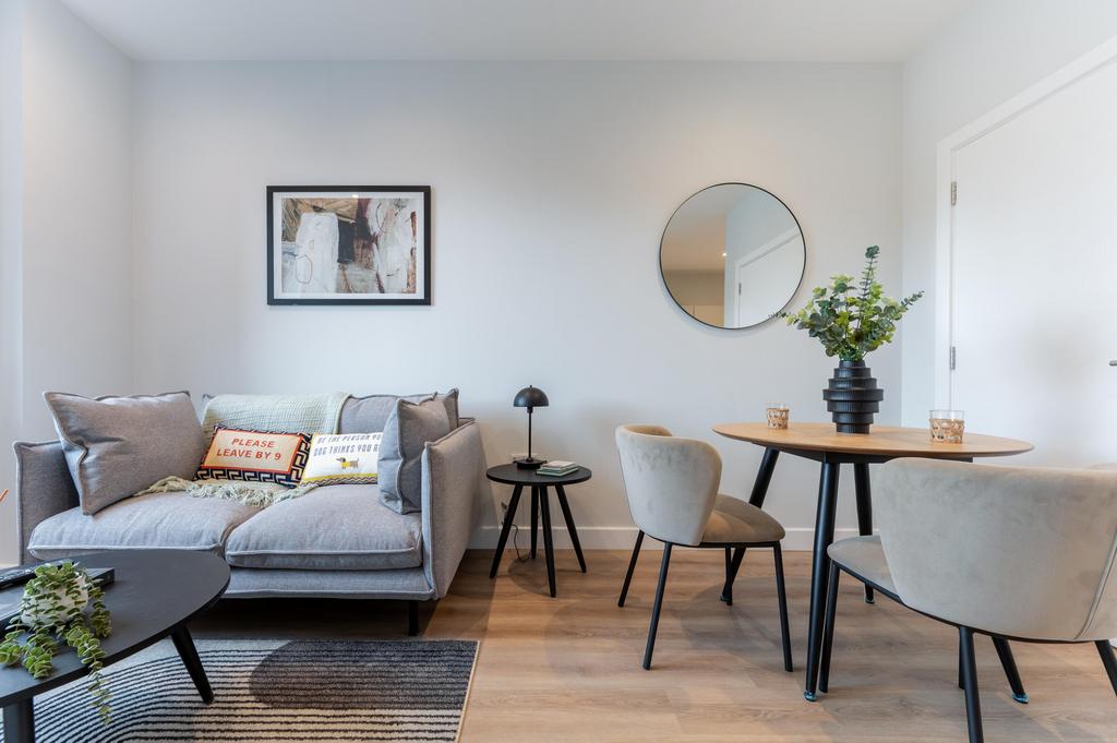 Clay, Salford Quays, M50 Studio to rent £1,295 pcm (£299 pw)