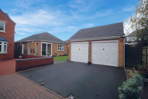 2 bedroom bungalow for sale, Millers Walk, Pelsall, Walsall