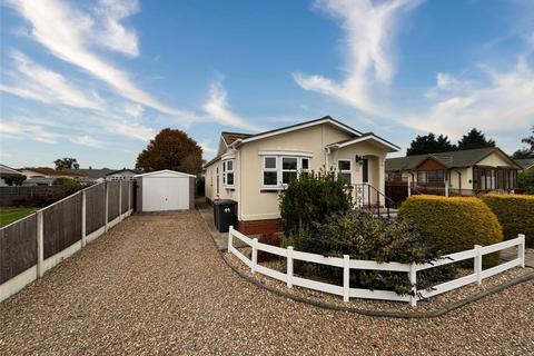 2 bedroom bungalow for sale, The Orchards Park, Ruskington, Sleaford, Lincolnshire, NG34