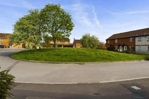 35 Blenheim Park, Bowerhill, Melksham, SN12 6TA