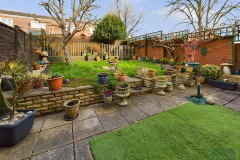 3 bedroom semi-detached house for sale, Barnes Wallis Close, Bowerhill SN12