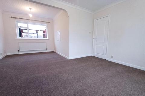 2 bedroom bungalow to rent, Kingston Close, Branton, Doncaster