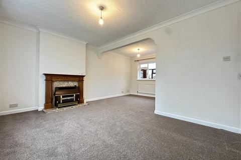 2 bedroom bungalow to rent, Kingston Close, Branton, Doncaster