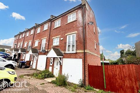 10 Braunston Close, Northampton, NN4 8QZ