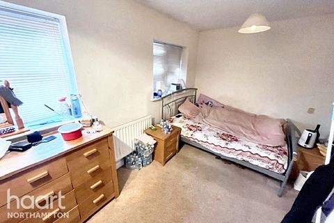 10 Braunston Close, Northampton, NN4 8QZ