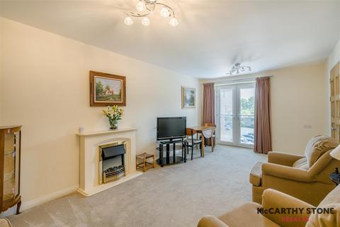 1 bedroom apartment for sale, Crocus Court, Station Road, Poulton-Le-Fylde, FY6 7XJ