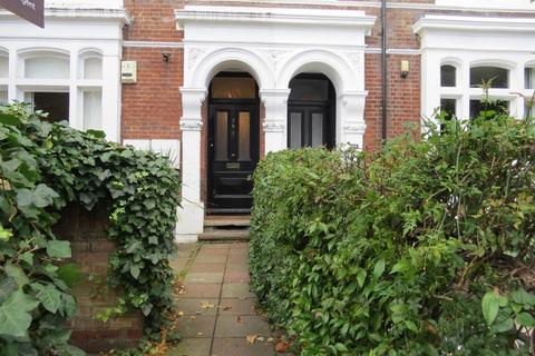 2 bedroom apartment to rent, Norwood Road, London