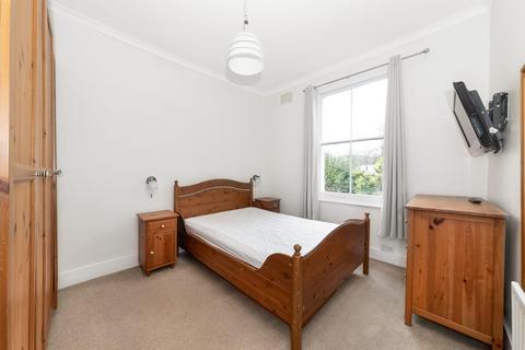 2 bedroom apartment to rent, Norwood Road, London