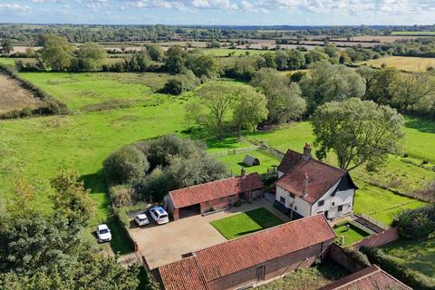 4 bedroom detached house for sale, Hingham, Norfolk