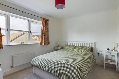 1 Cutting Drive, Basingstoke, RG24 9GX