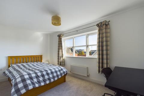 1 Cutting Drive, Basingstoke, RG24 9GX