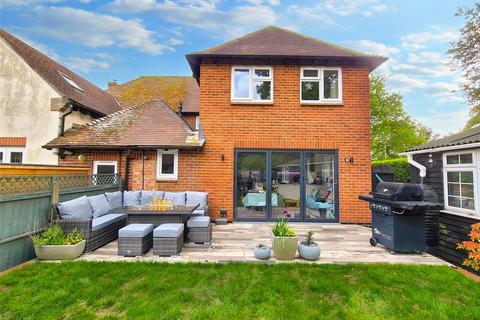 4 bedroom semi-detached house for sale, Peakfield, Frensham, Farnham, Surrey, GU10