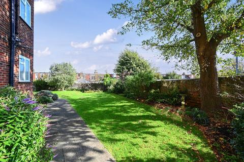 3 bedroom flat for sale, Dyke Road, Brighton, BN1