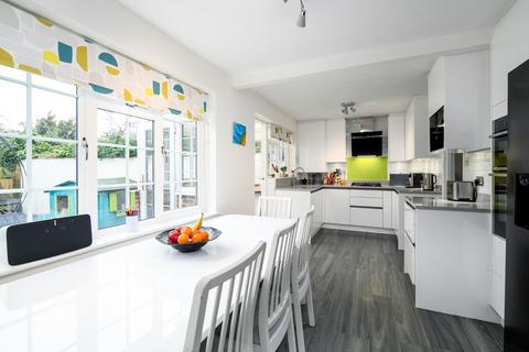 4 bedroom detached house for sale, Darnley Park, Weybridge, KT13