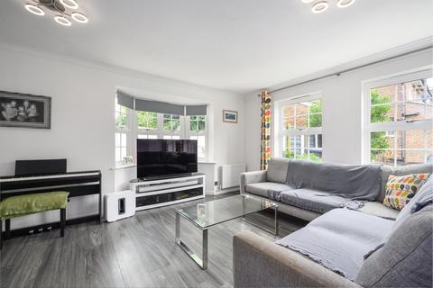 4 bedroom detached house for sale, Darnley Park, Weybridge, KT13