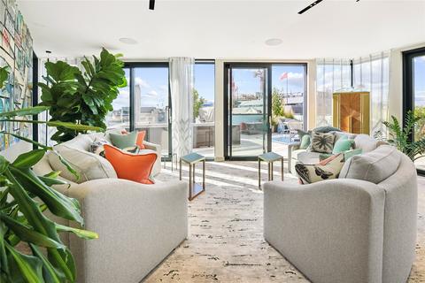 2 bedroom penthouse for sale, Hollen Street, Soho, W1F