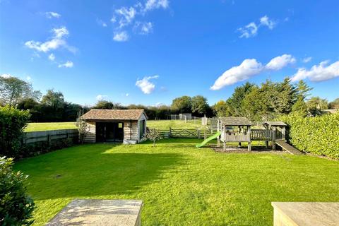 4 bedroom detached house for sale, Main Street, Belmesthorpe