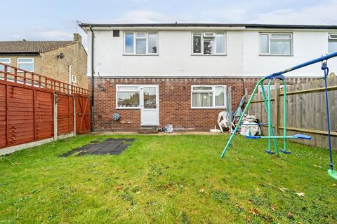 2 bedroom maisonette for sale, Cedar Avenue, Ruislip, Middlesex