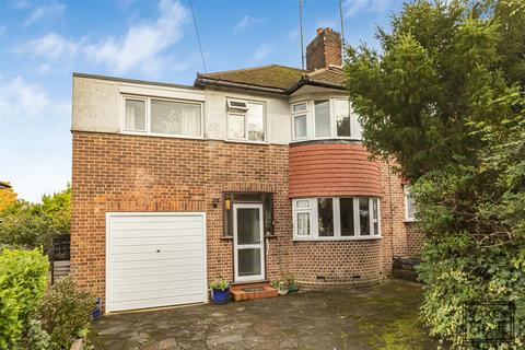 4 bedroom semi-detached house for sale, Gallants Farm Road, East Barnet EN4