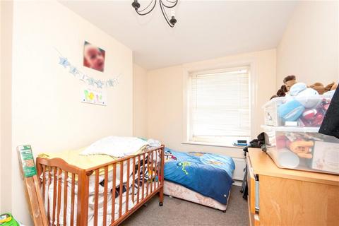 2 bedroom apartment for sale, Seaside Road, Eastbourne, East Sussex