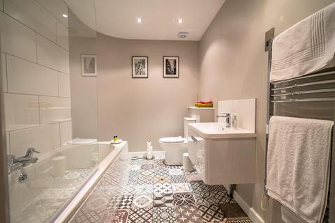 2 bedroom apartment for sale, Stonegate Court, York