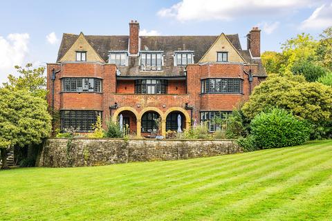 2 bedroom apartment for sale, Mavelstone Road, Bickley, Kent