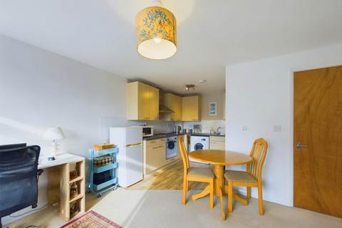 1 bedroom flat for sale, Kerr Place, Aylesbury HP21