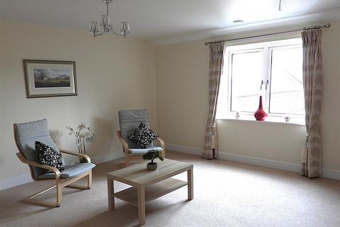 2 bedroom apartment for sale, Algar Court, Penn Road, Wolverhampton