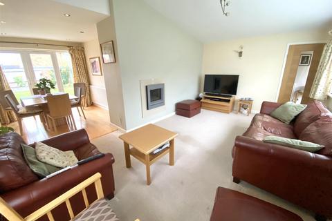 4 bedroom detached house for sale, Portland Crescent, Shrewsbury