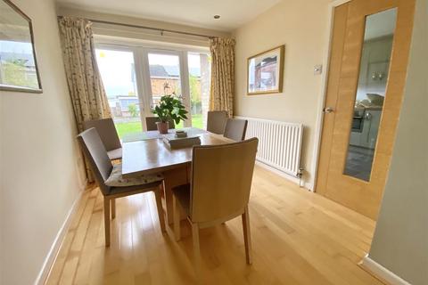 4 bedroom detached house for sale, Portland Crescent, Shrewsbury