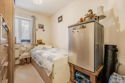 2 bedroom flat for sale, Central Reading,  Berkshire,  RG1