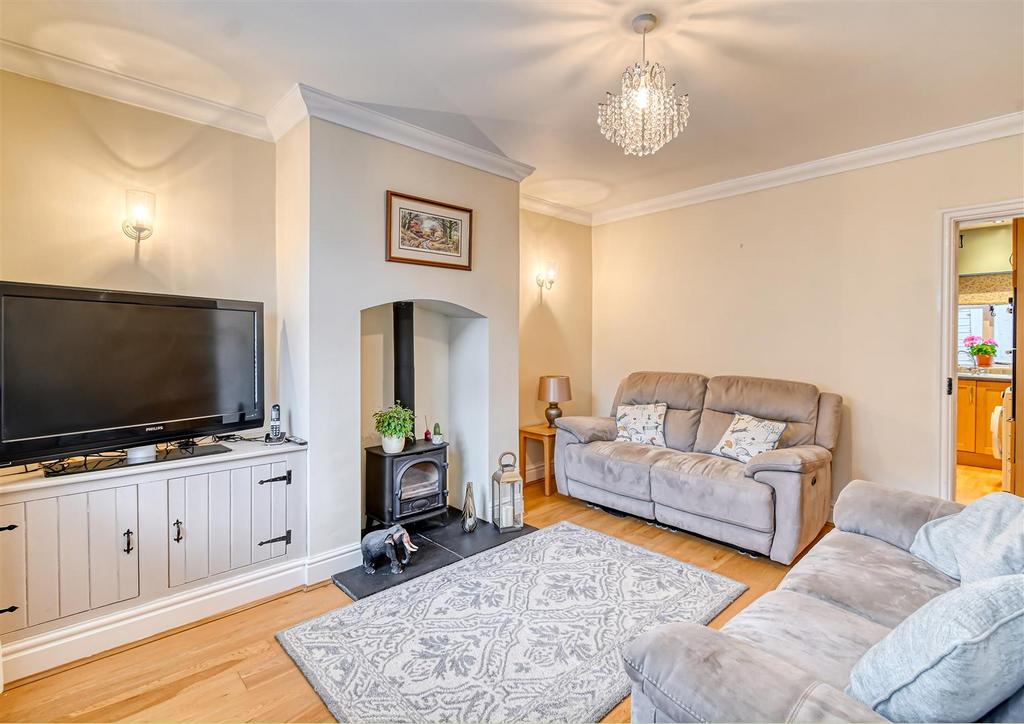 5 Cliff Road-1.jpg